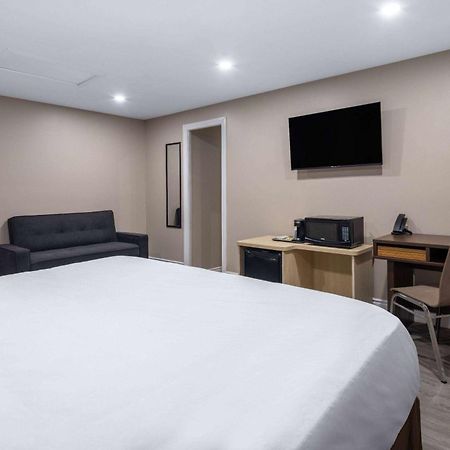 Super 8 By Wyndham Niagara Falls On Εξωτερικό φωτογραφία