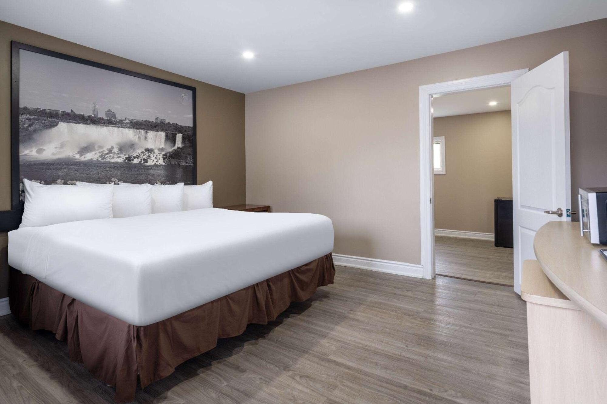Super 8 By Wyndham Niagara Falls On Εξωτερικό φωτογραφία
