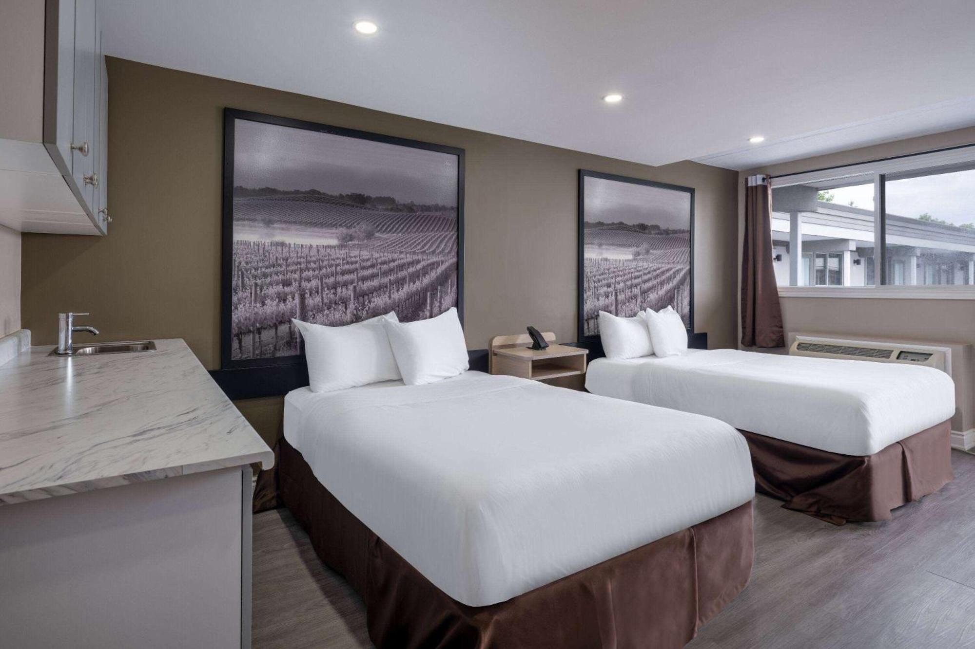 Super 8 By Wyndham Niagara Falls On Εξωτερικό φωτογραφία