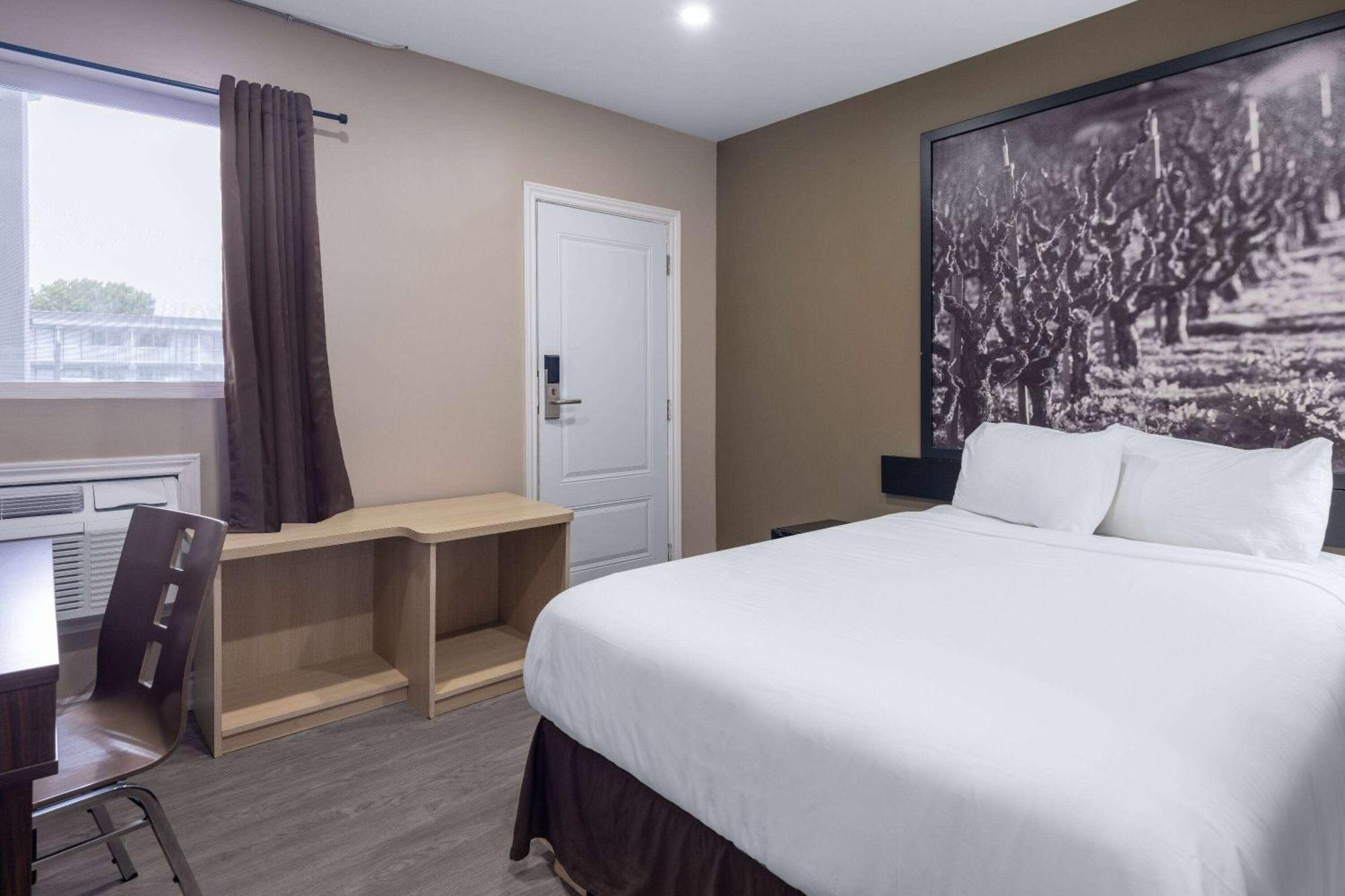 Super 8 By Wyndham Niagara Falls On Εξωτερικό φωτογραφία