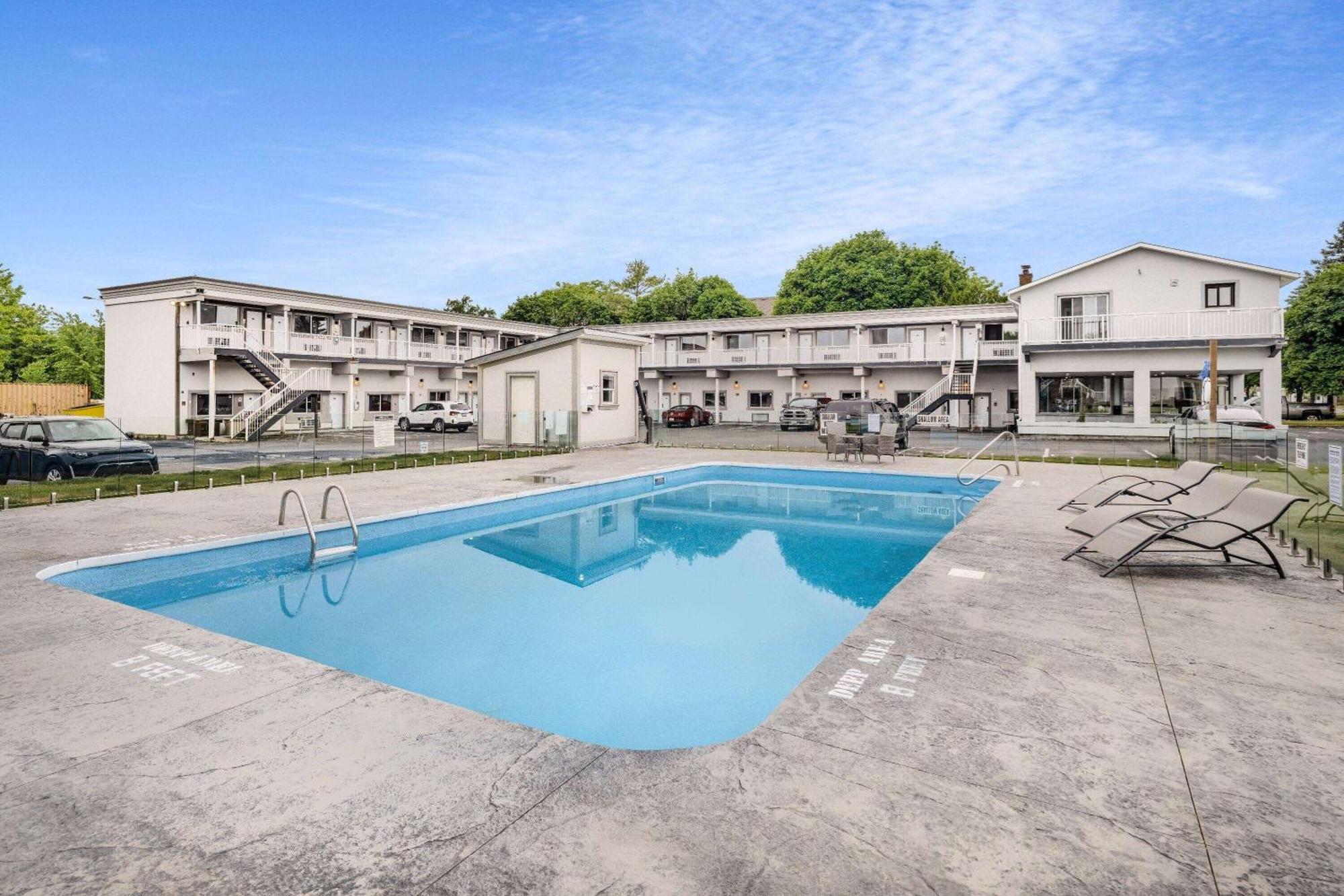 Super 8 By Wyndham Niagara Falls On Εξωτερικό φωτογραφία